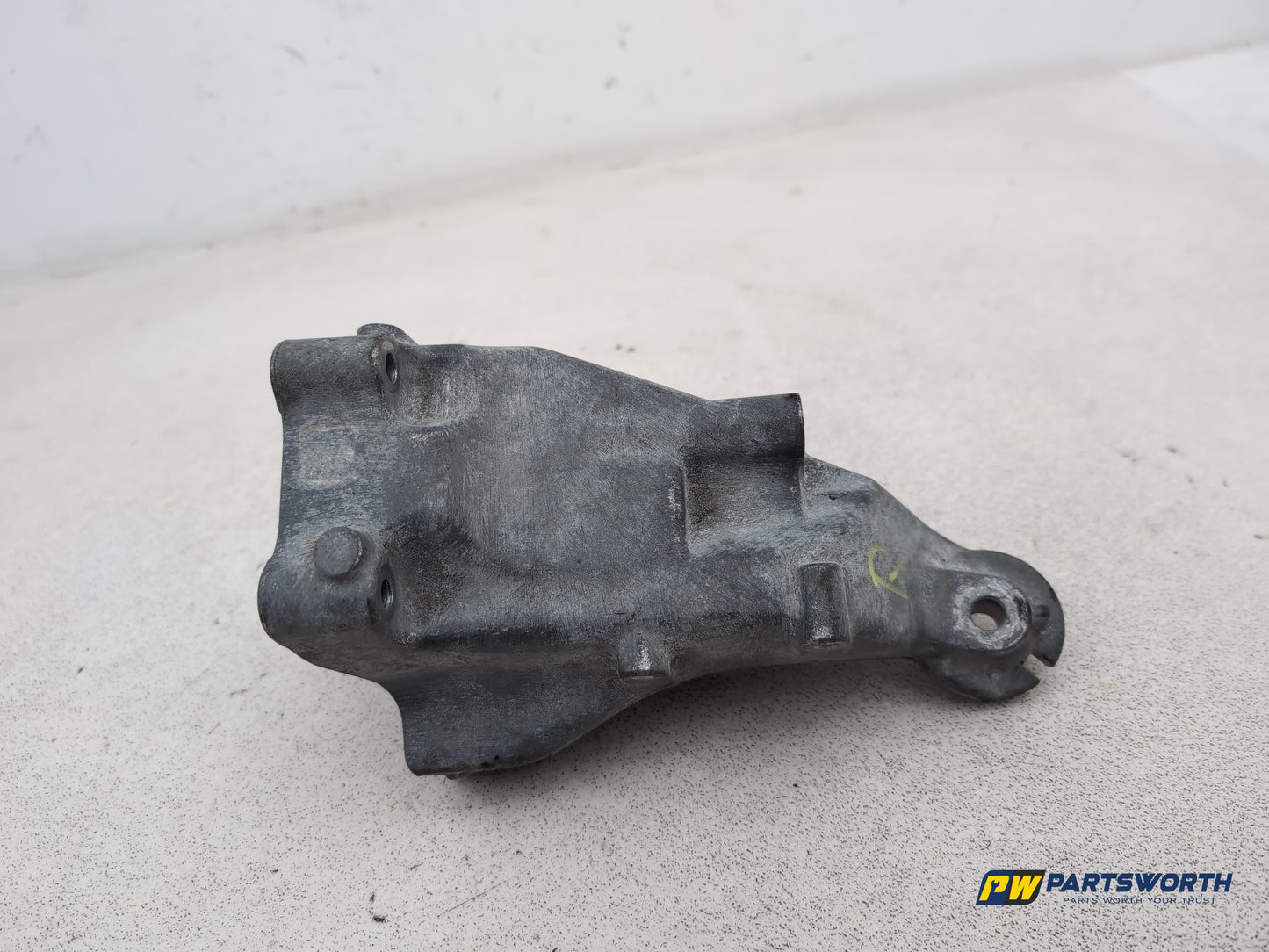 Mercedes-Benz C250 Amg Sport Ed125 Cdi Bcy A Engine Mounting Bracket Driver Side - photo 5