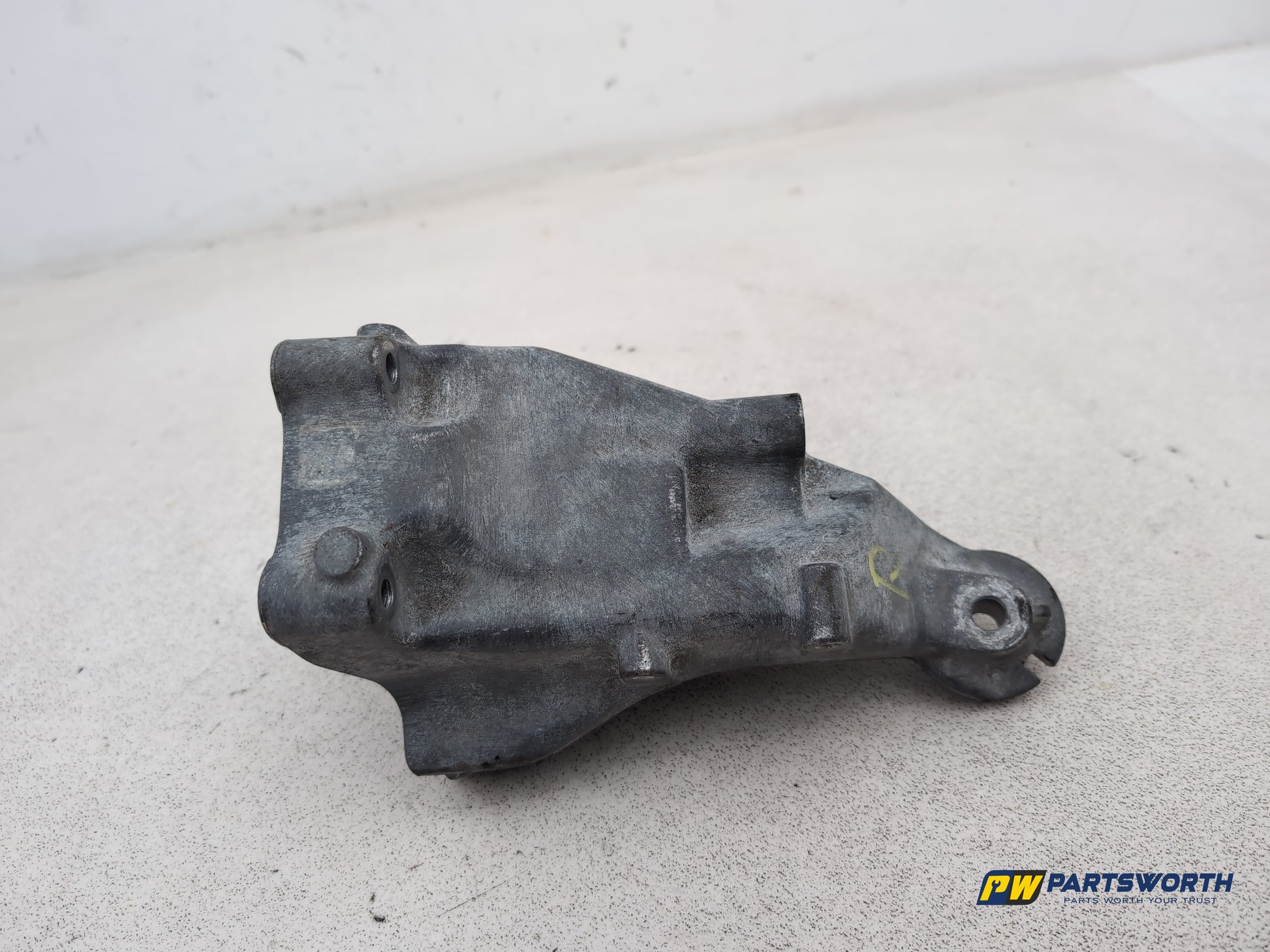 Mercedes-Benz C250 Amg Sport Ed125 Cdi Bcy A Engine Mounting Bracket Driver Side - photo 5