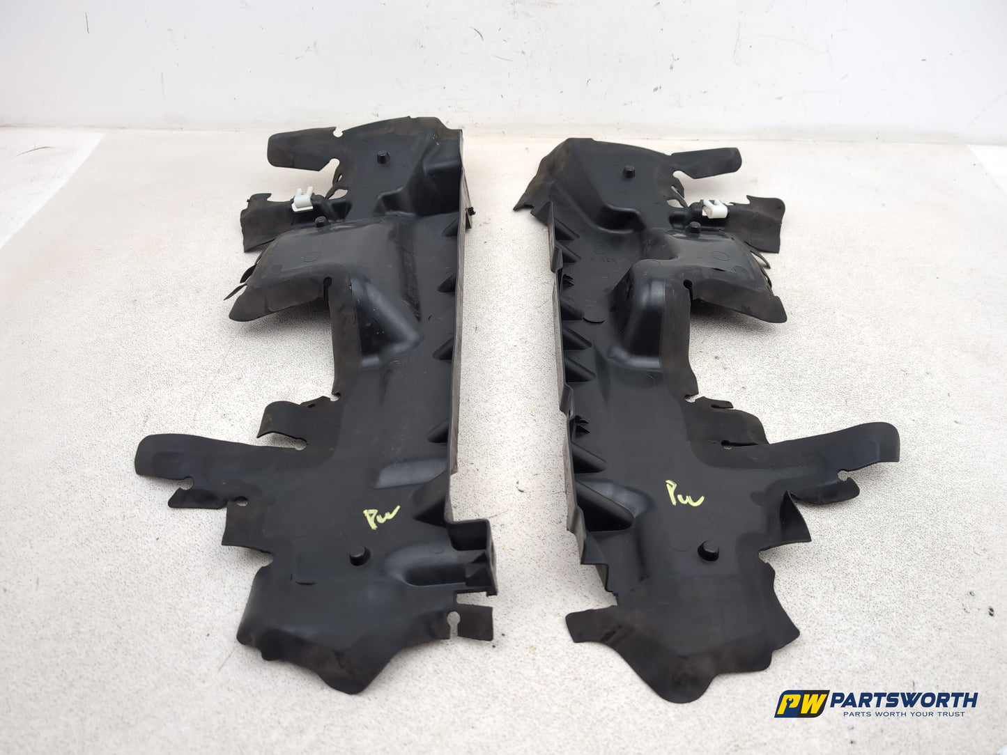 Citroen C4 Vtr+ Hdi Radiator Trims Pair 2009-2013 - photo 5