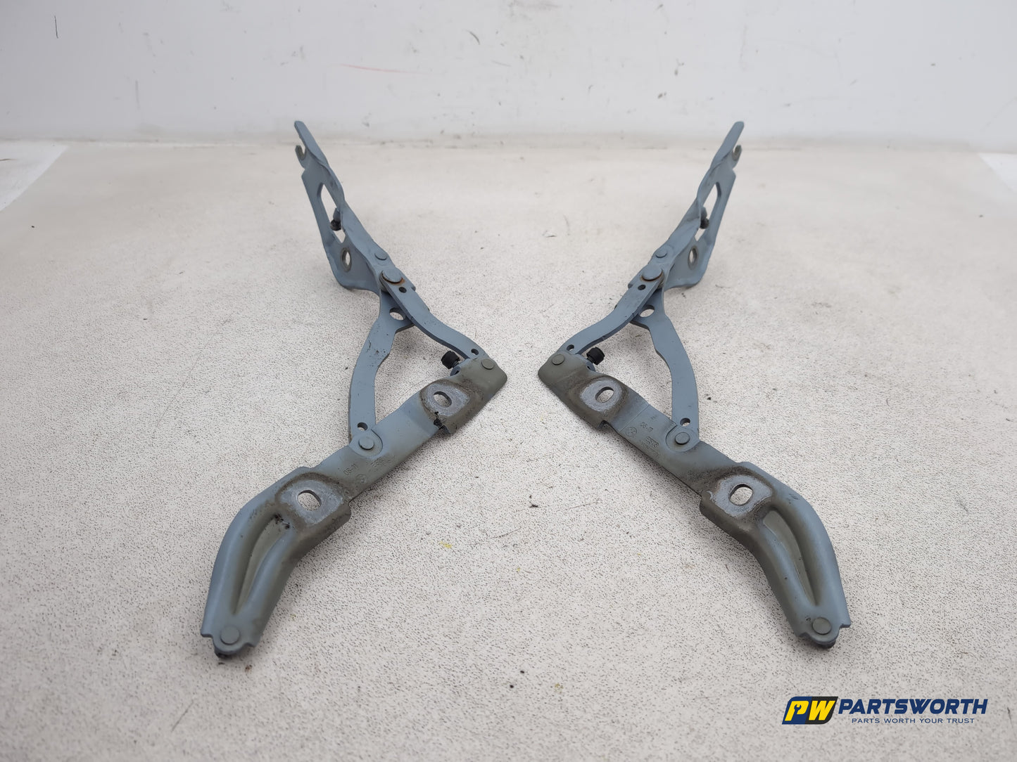 Bmw 318d Performance Edition Bootlid Tailgate Hinges Pair 7060627 2009-2012 - photo 5