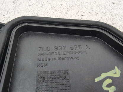 Porsche Cayenne Tiptronic S Fuse Box Cover Lid 7l0937576 2003-2010 - photo 5