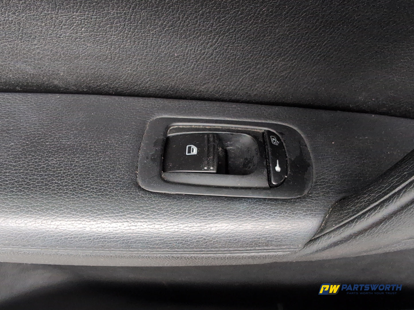 Door Front LH 11