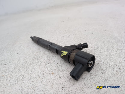 Hyundai I40 Style Crdi Fuel Injector 338002a800 2011-2019 - photo 5