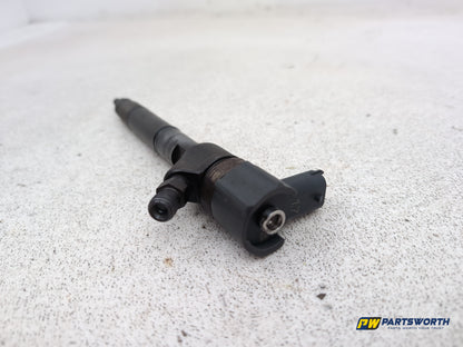 Hyundai I40 Style Crdi Fuel Injector 338002a800 2011-2019 - photo 5