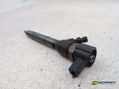 Hyundai I40 Style Crdi Fuel Injector 338002a800 2011-2019 - photo 5