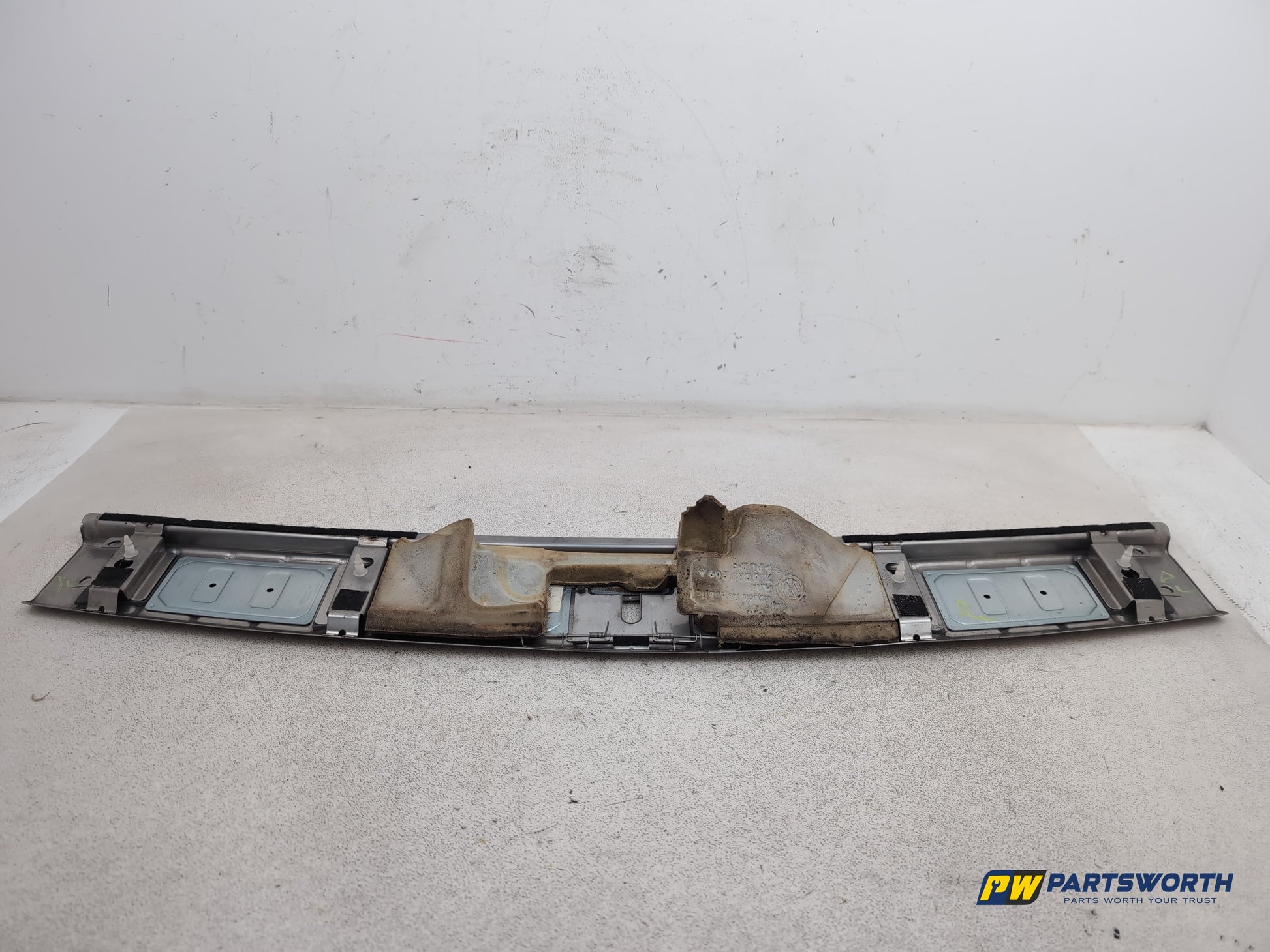 Porsche Cayenne Tiptronic S Boot Lock Cover 7l5863459 2003-2010 - photo 4