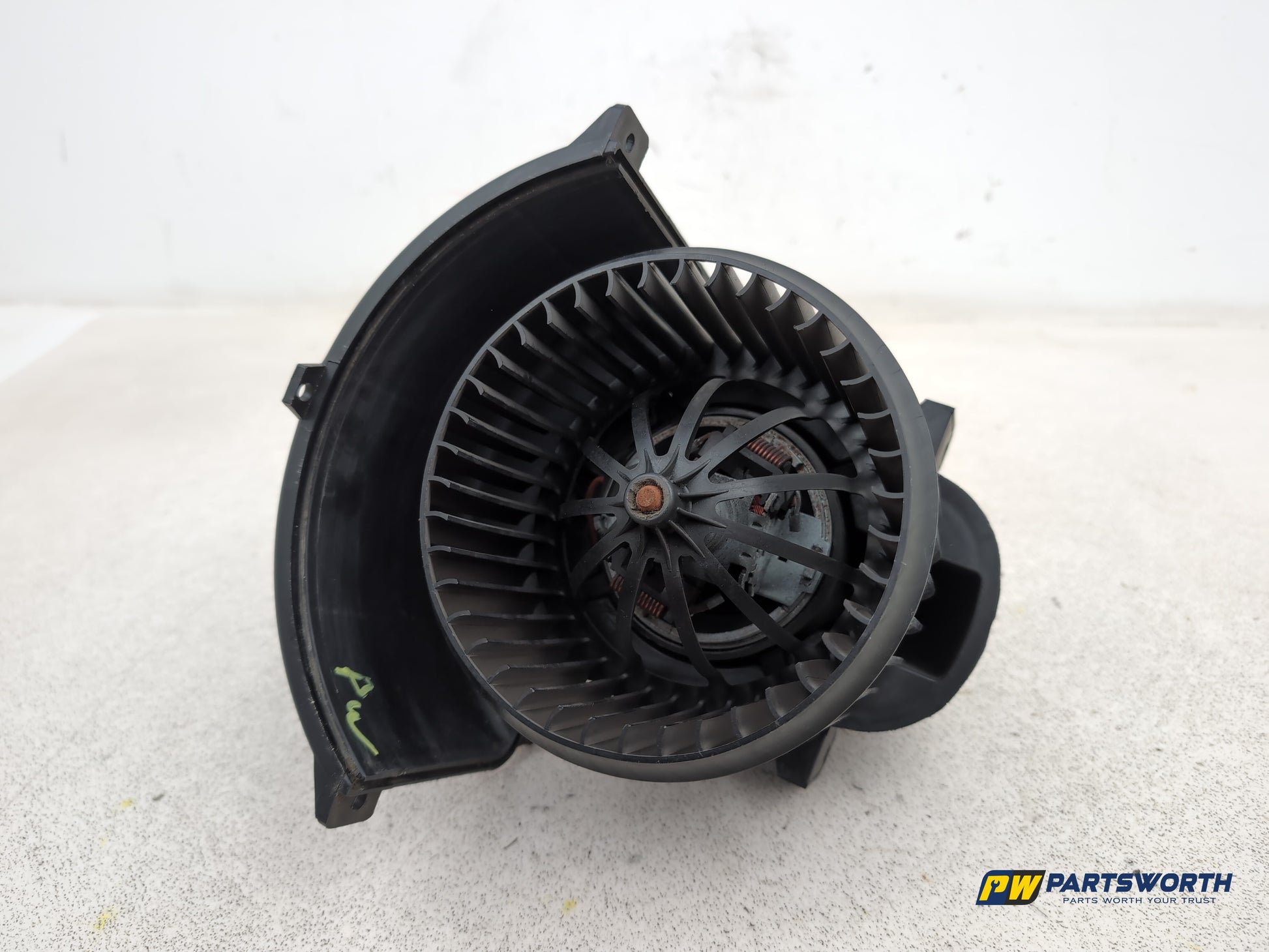 Porsche Cayenne Tiptronic S Heater Blower Motor 2003-2010 - photo 5