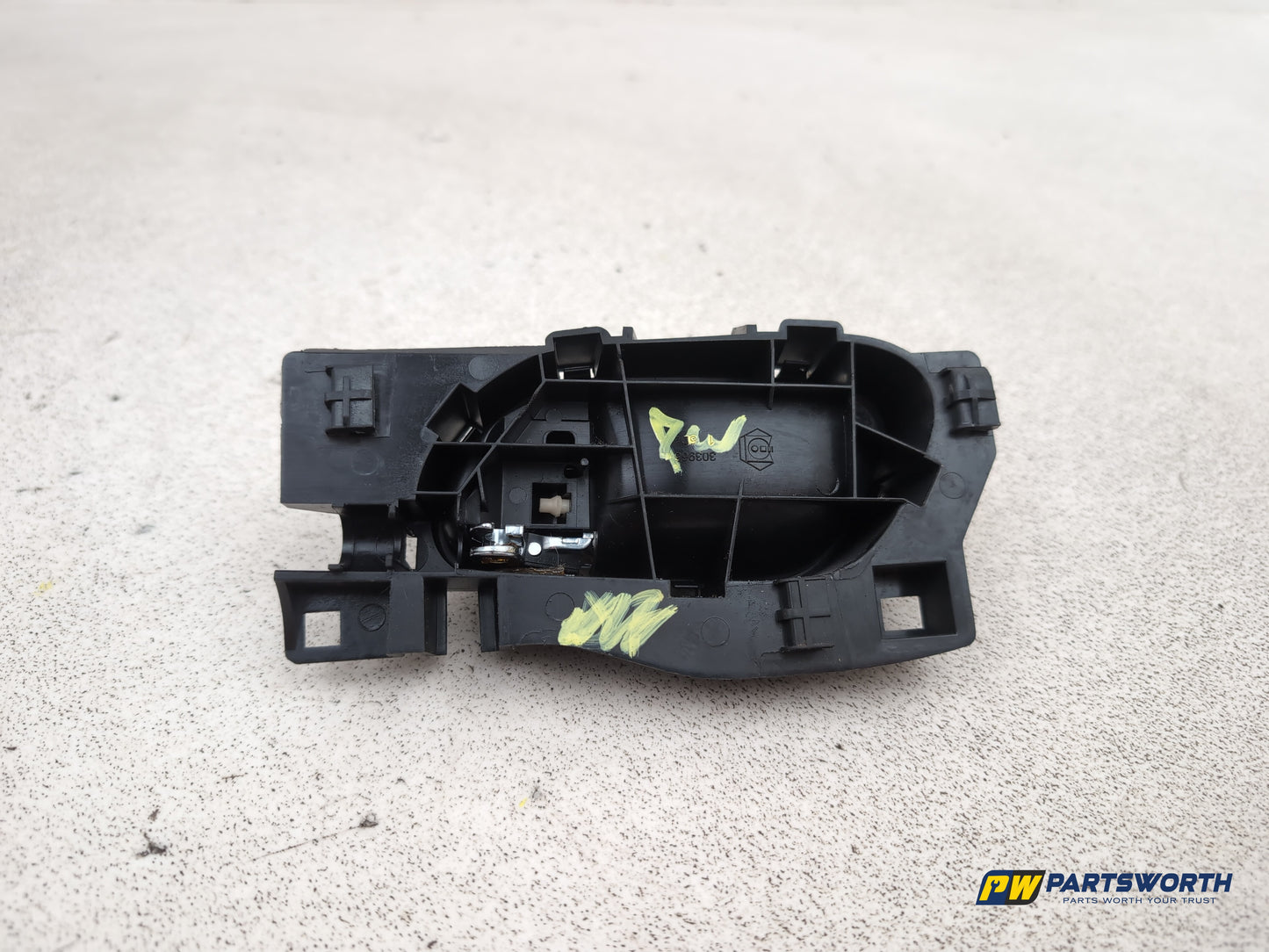 Peugeot 208 Active Door Handle Inner Release Rh Driver Side 2012-2019 - photo 5
