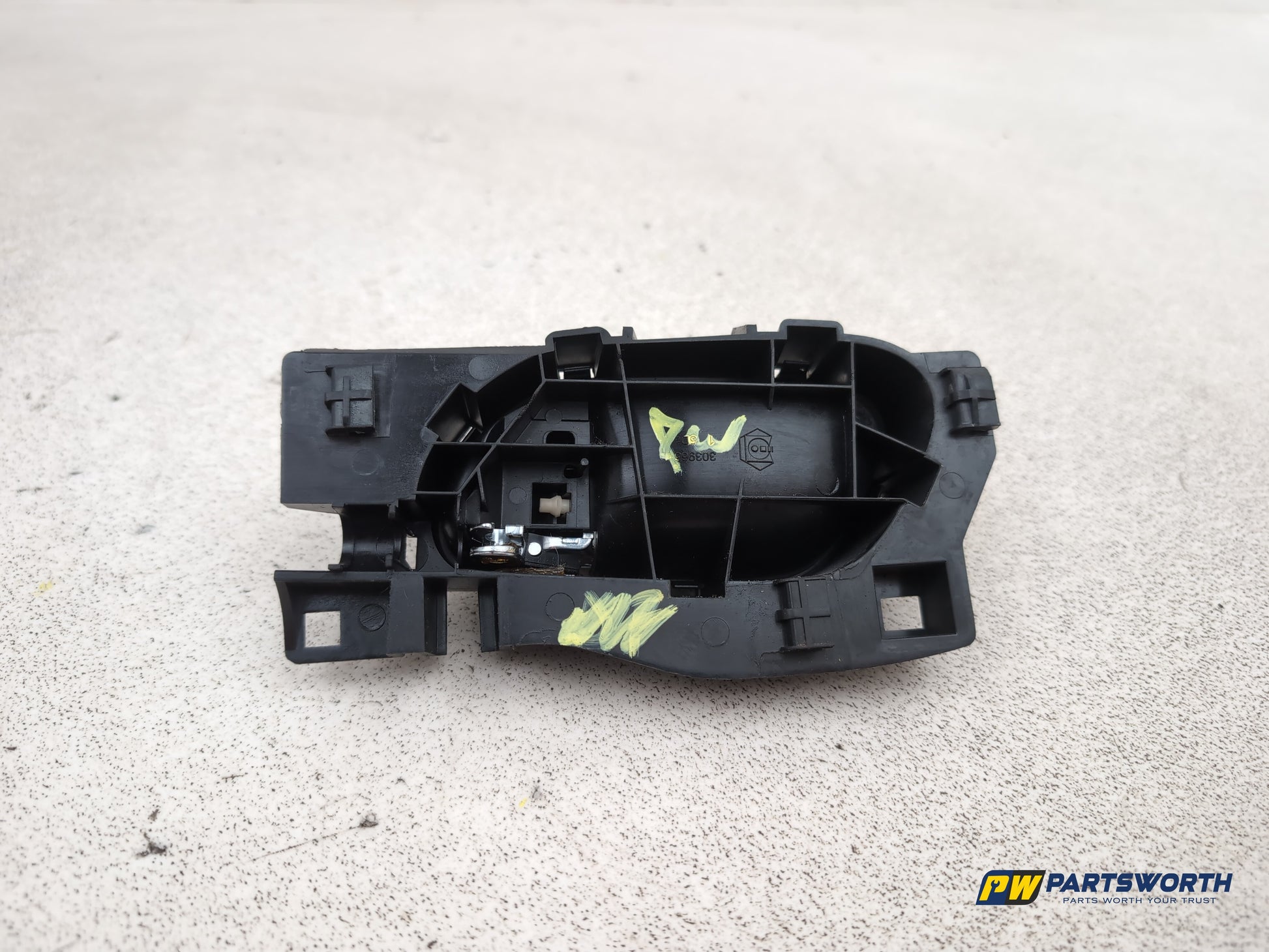 Peugeot 208 Active Door Handle Inner Release Rh Driver Side 2012-2019 - photo 5
