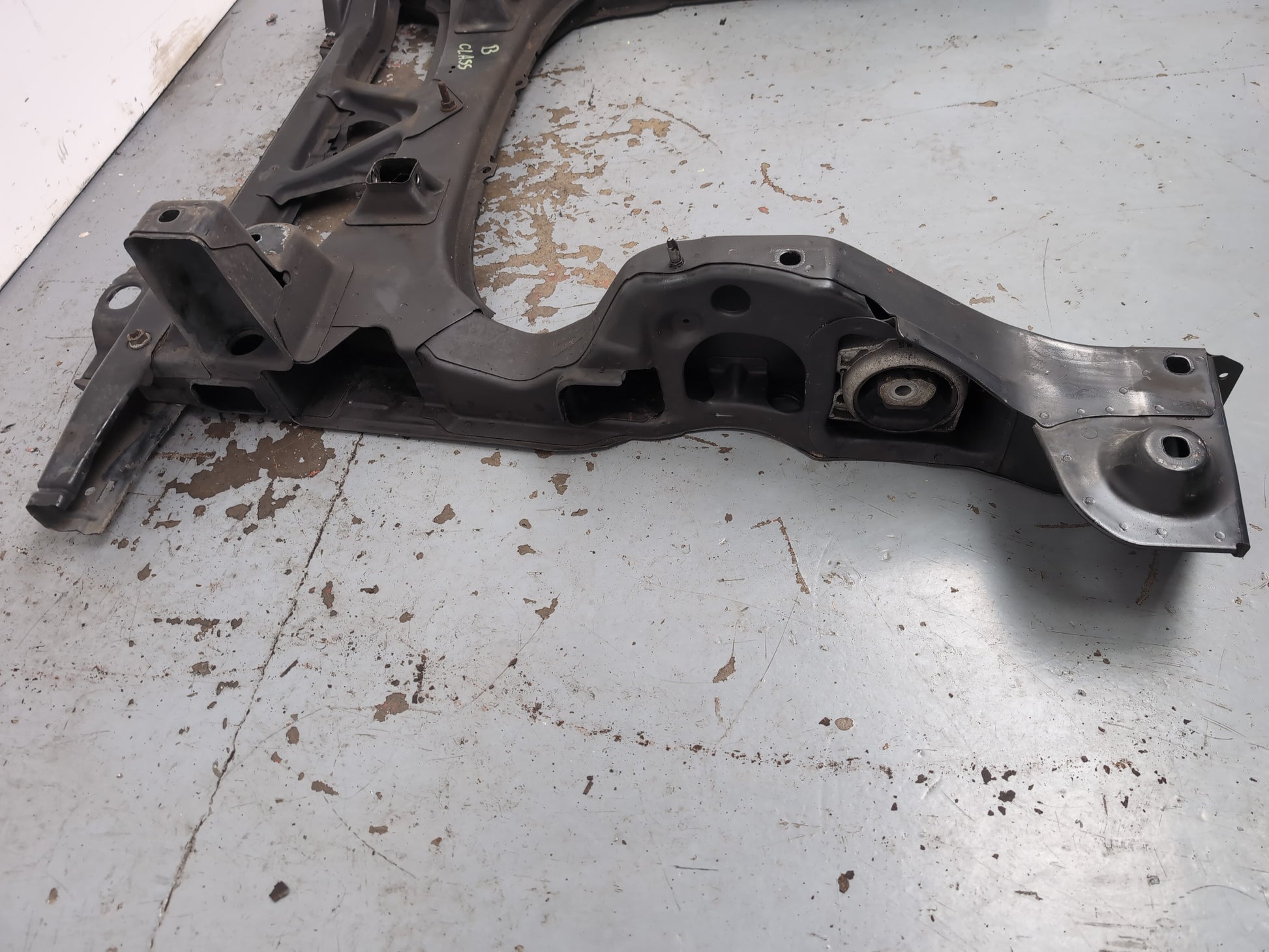 Mercedes-Benz B160 Sport Cvt Subframe Front 2009-2011 - photo 5