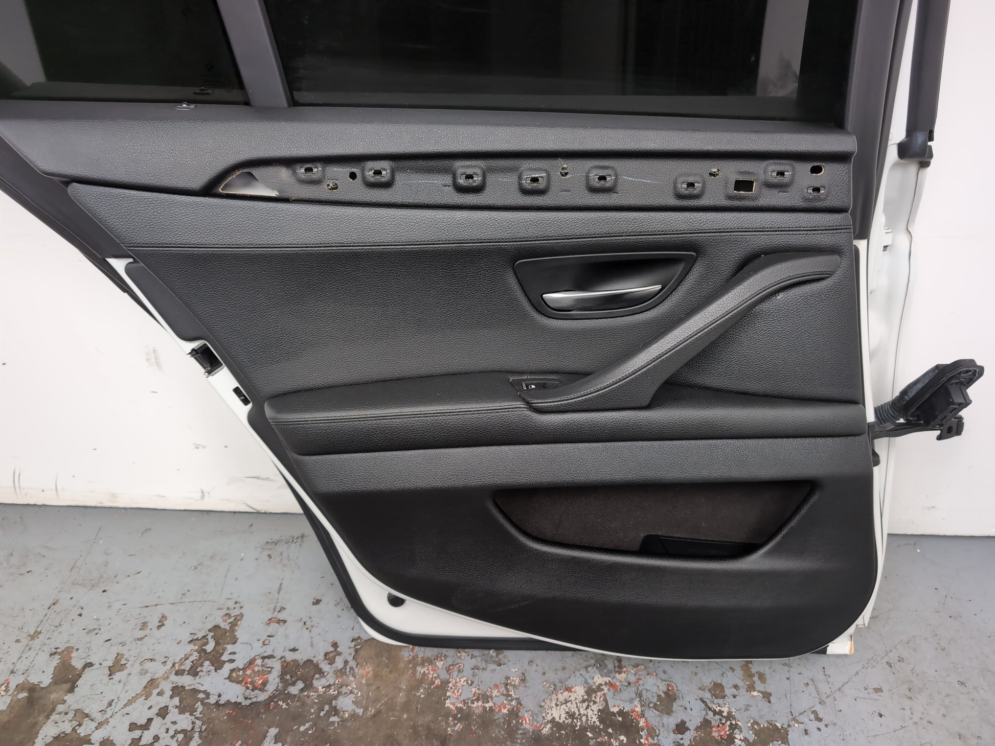 Door Rear LH 11