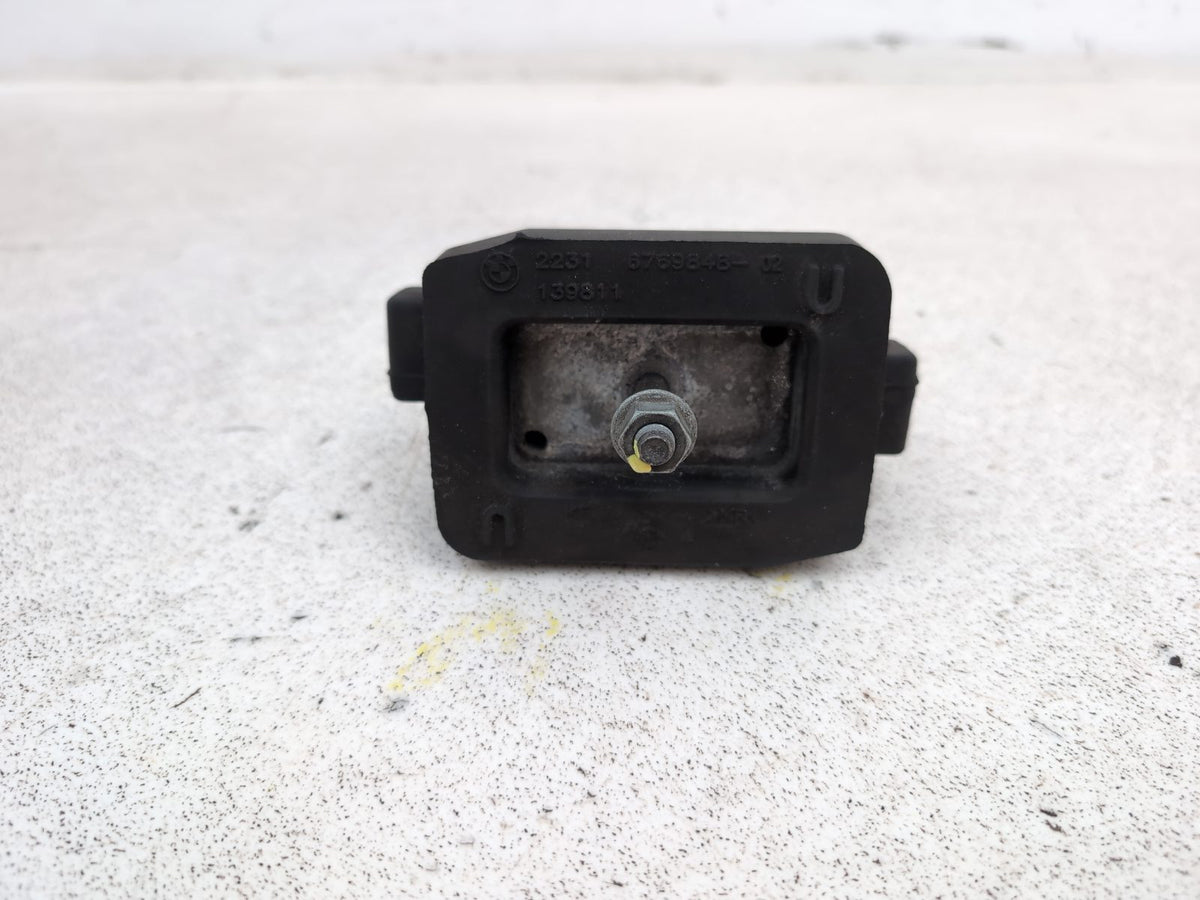 Engine Mounting Bracket 5