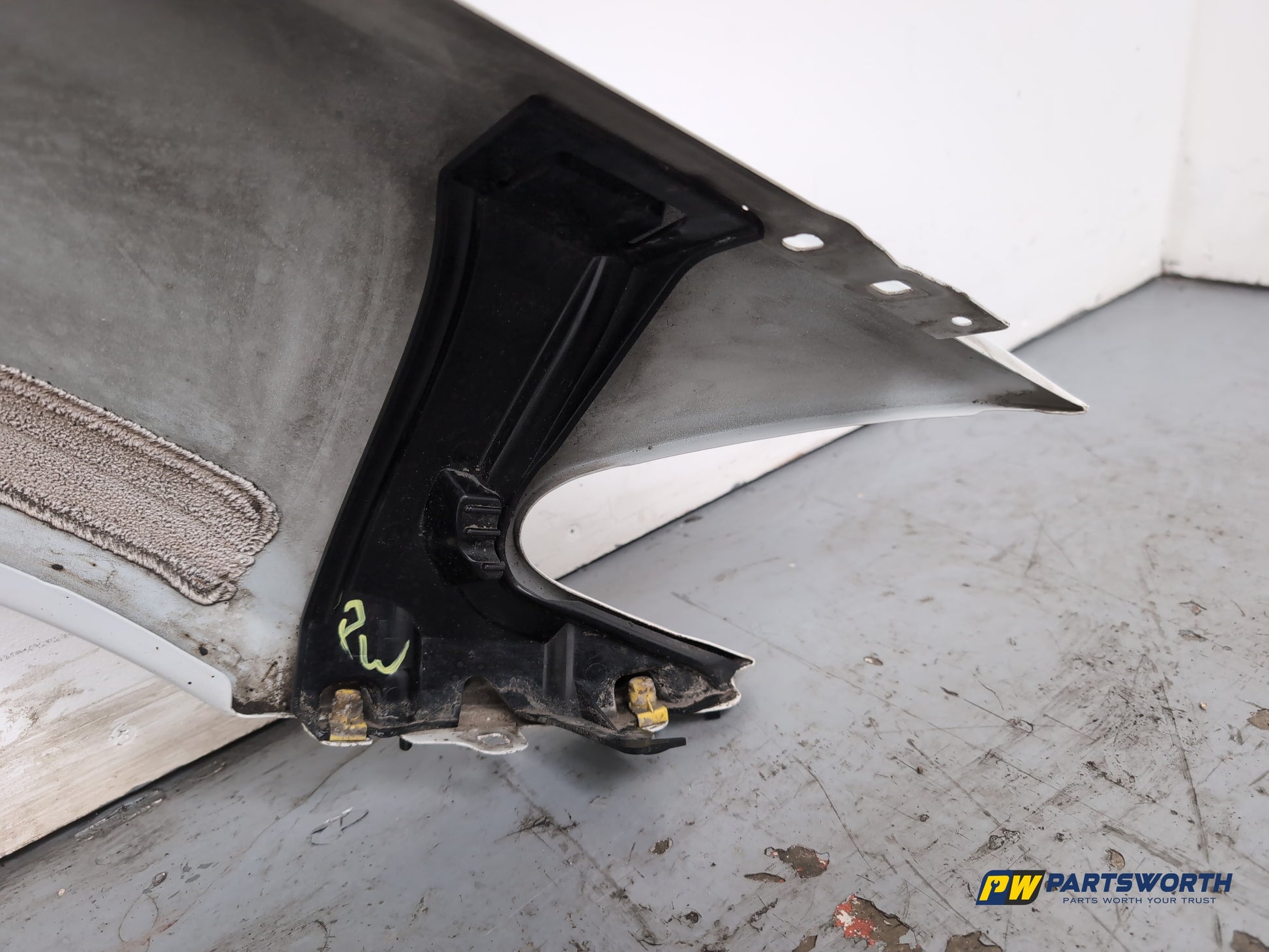 Wing Front LH 11