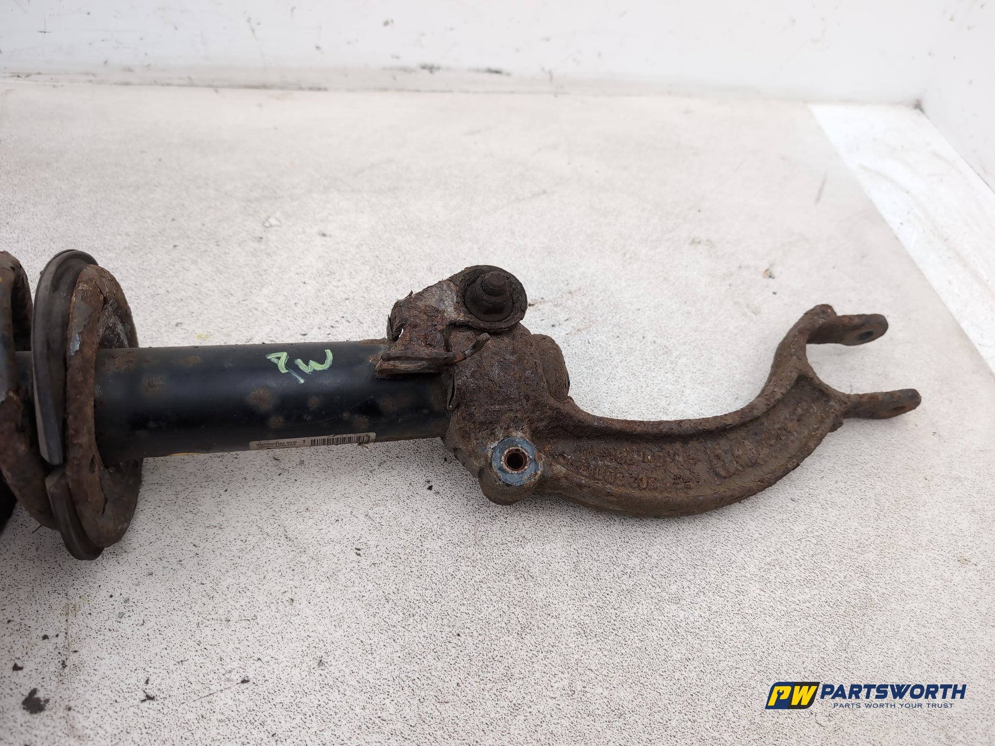 Audi A6 Se Tdi Shock Absorber Front Rh Driver Side 4g0413031 2011-2018 - photo 5