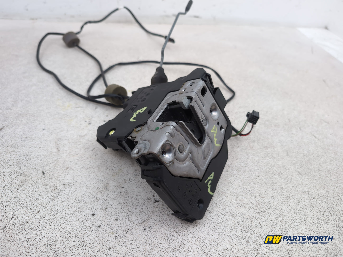 Mercedes Cls 320 Cdi Auto Door Lock Front Rh Driver Side 2007-2008 - photo 5