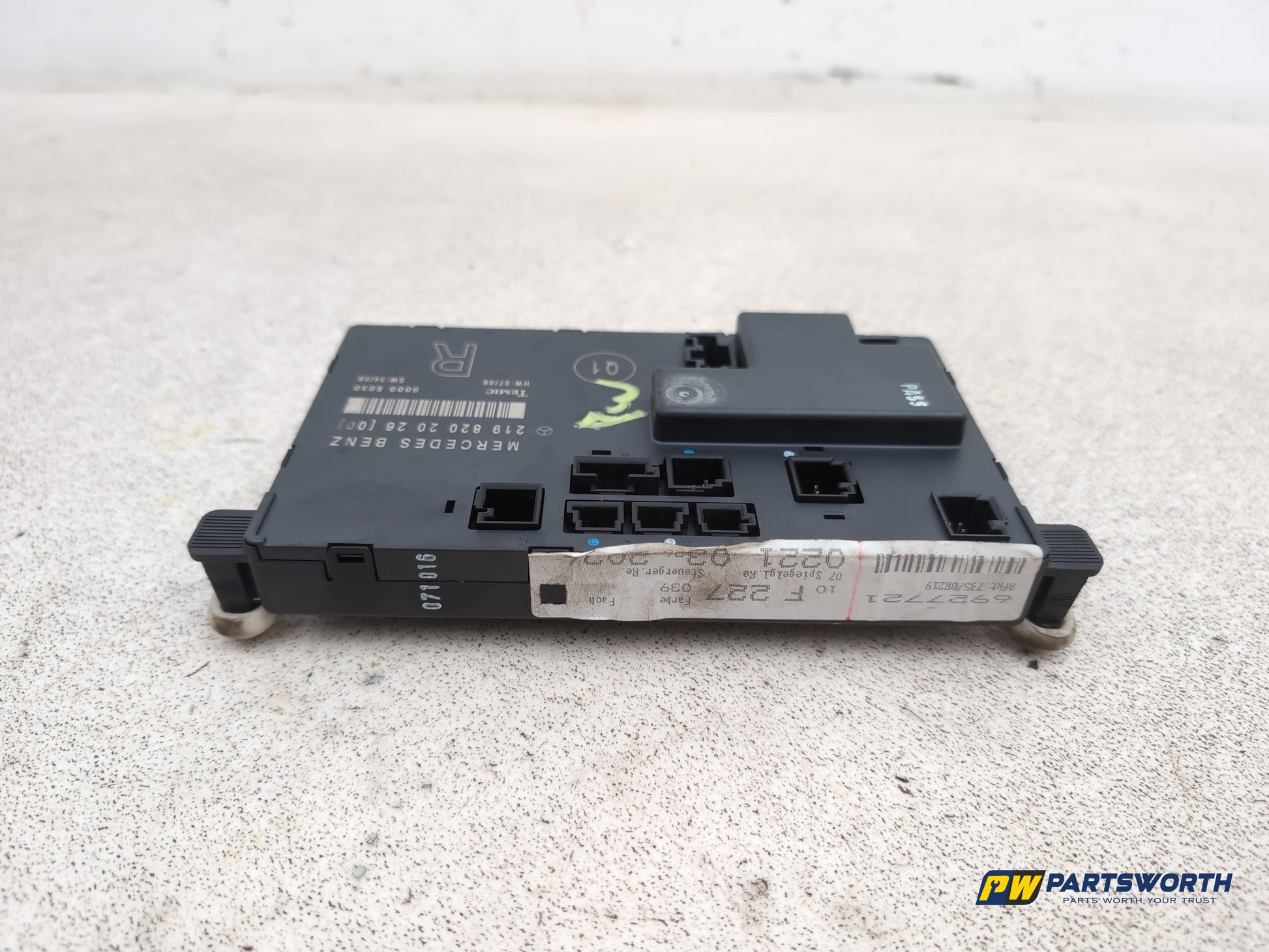 Mercedes Cls 320 Cdi Auto Door Control Module Driver Side Front 2198202026 - photo 5