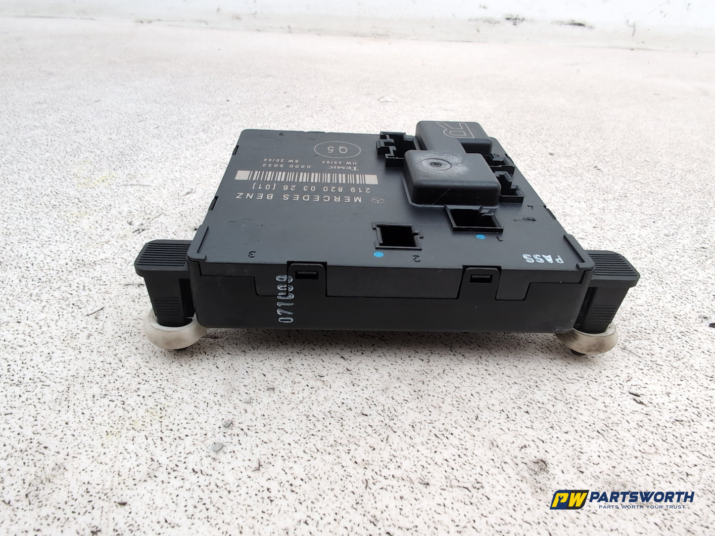 Mercedes Cls 320 Cdi Auto Door Control Ecu Rear Right 2198200326 2007-2008 - photo 5