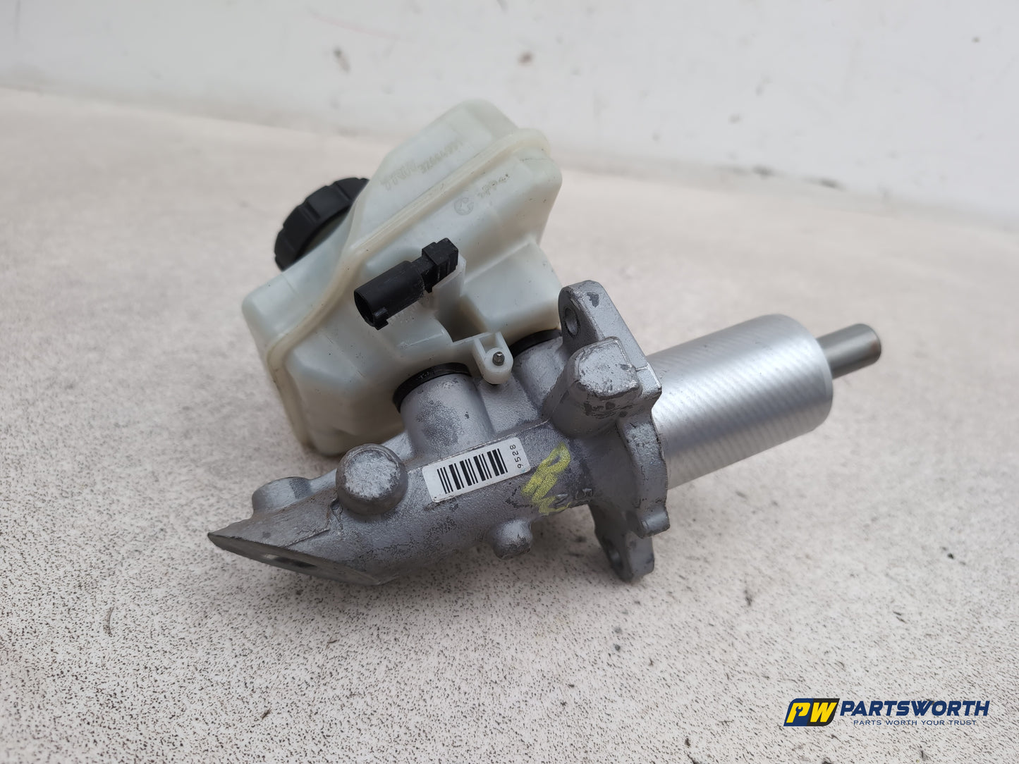 Brake Master Cylinder and Servo 5