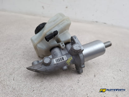 Brake Master Cylinder and Servo 5