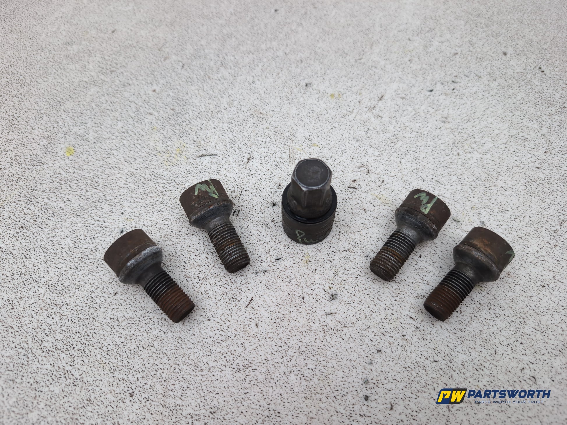 Mercedes Cls 320 Cdi Auto Locking Wheel Nuts And Key Set - photo 5