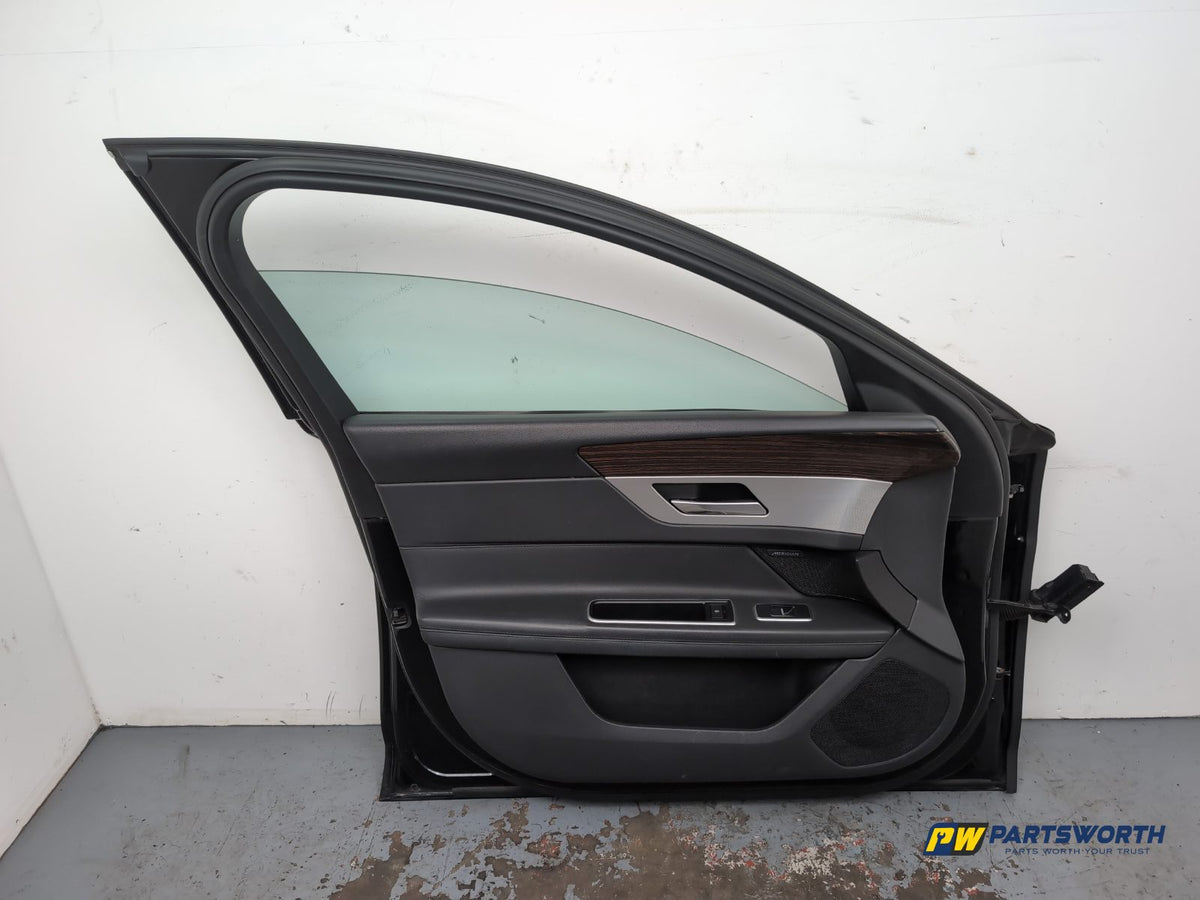 Door Front LH 10