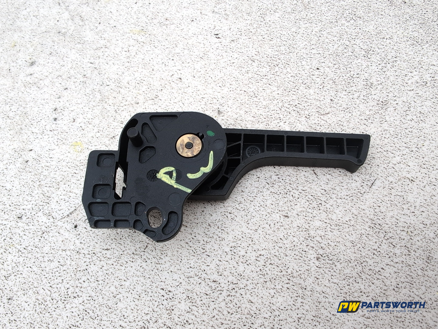 Bonnet Release Handle 5