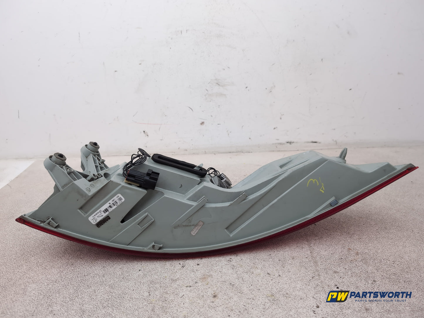 Jaguar Xf Portfolio D Lamp Assembly Rear Lh Passenger Side 2015-2017 - photo 5