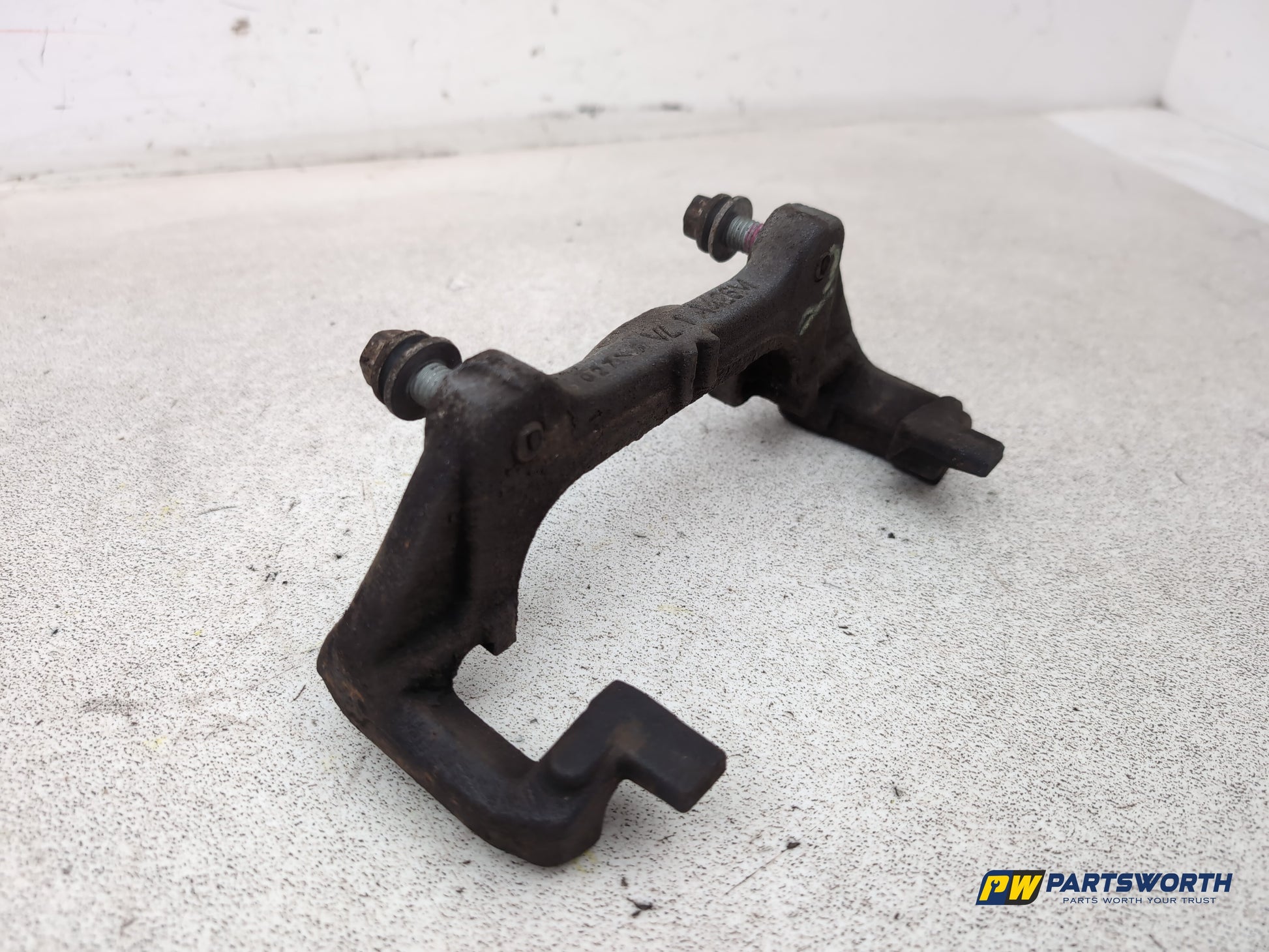 Jaguar Xf Portfolio D Brake Caliper Support Front Right Driver Side 2015-2019 - photo 5