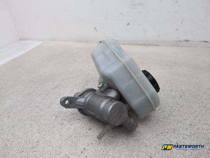 Brake Master Cylinder Assembly 5