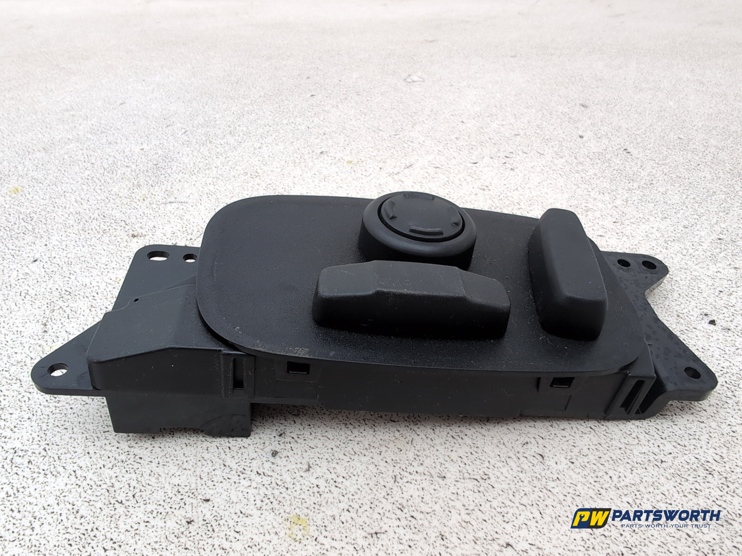 Front Seat Control Switch LH 5