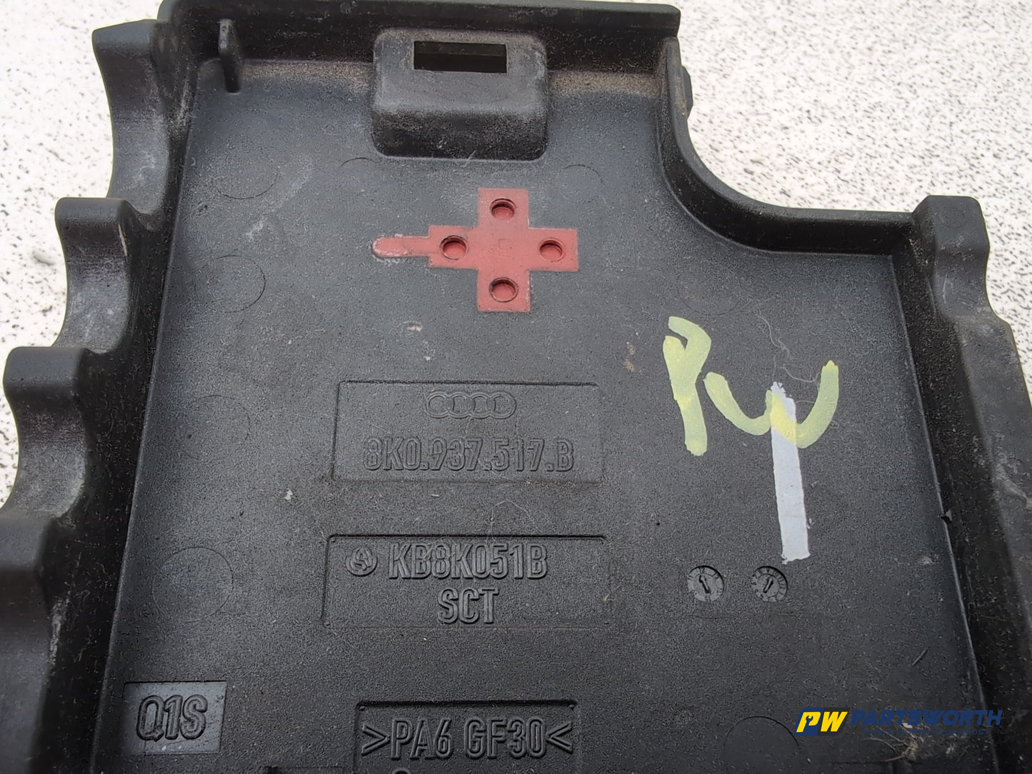 Audi A4 S Line Black Edit Tdi Quat Positive Terminal Battery Jump Point Housing - photo 5
