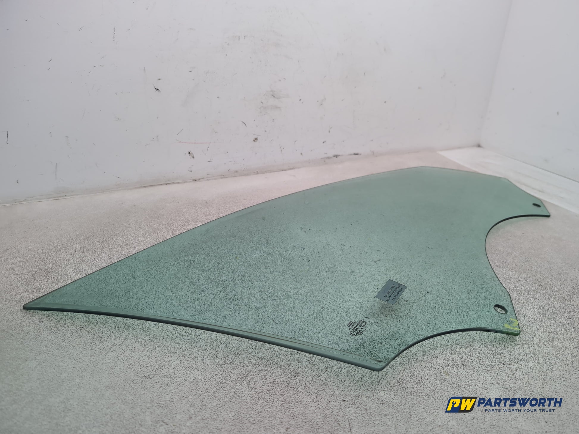 Door Glass Front RH 5