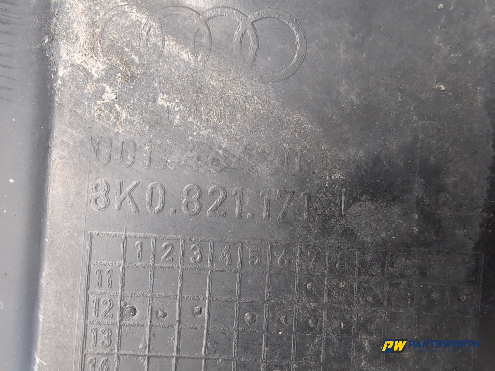 Moulding Wheel Arch Front LH 5
