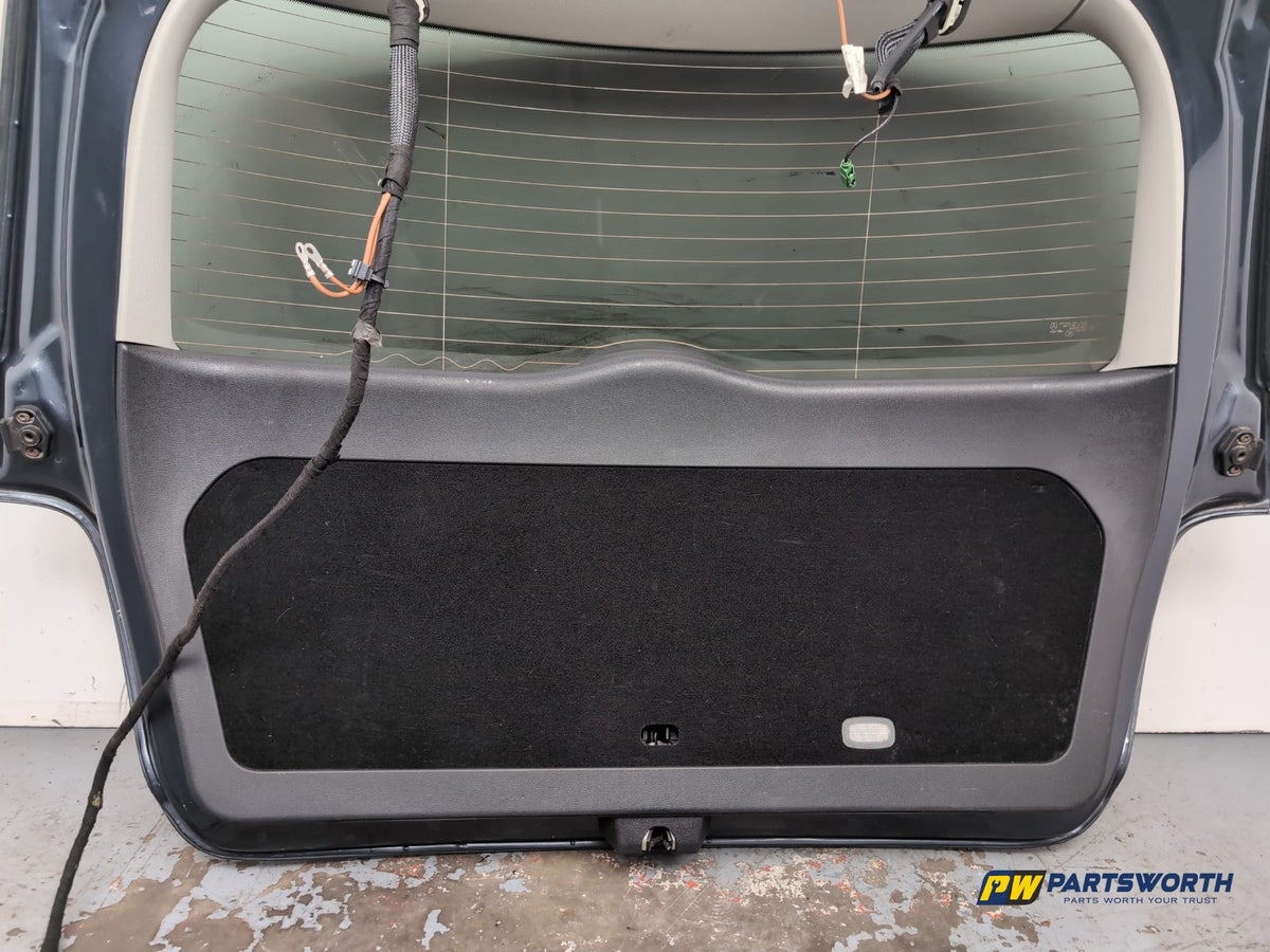 Boot Lid 11
