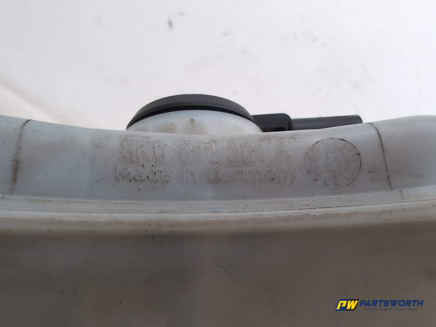 Audi A4 S Line Black Edit Tdi Quat Brake Master Cylinder Assembly 8k0611301a - photo 5