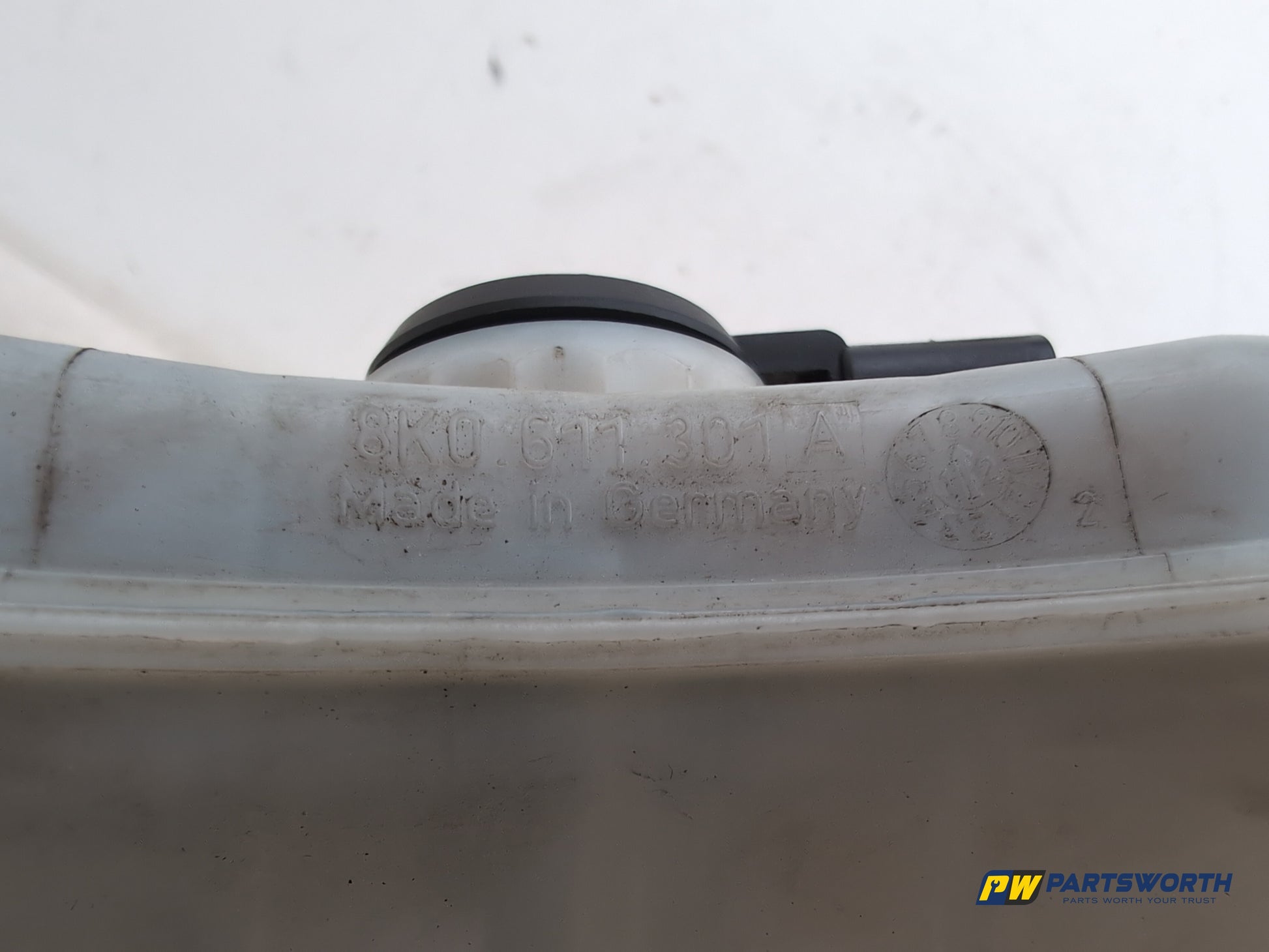 Audi A4 S Line Black Edit Tdi Quat Brake Master Cylinder Assembly 8k0611301a - photo 5