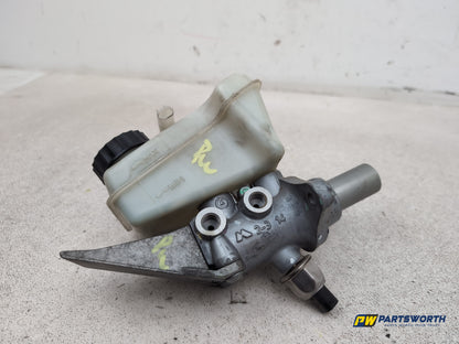 Brake Master Cylinder Assembly 5