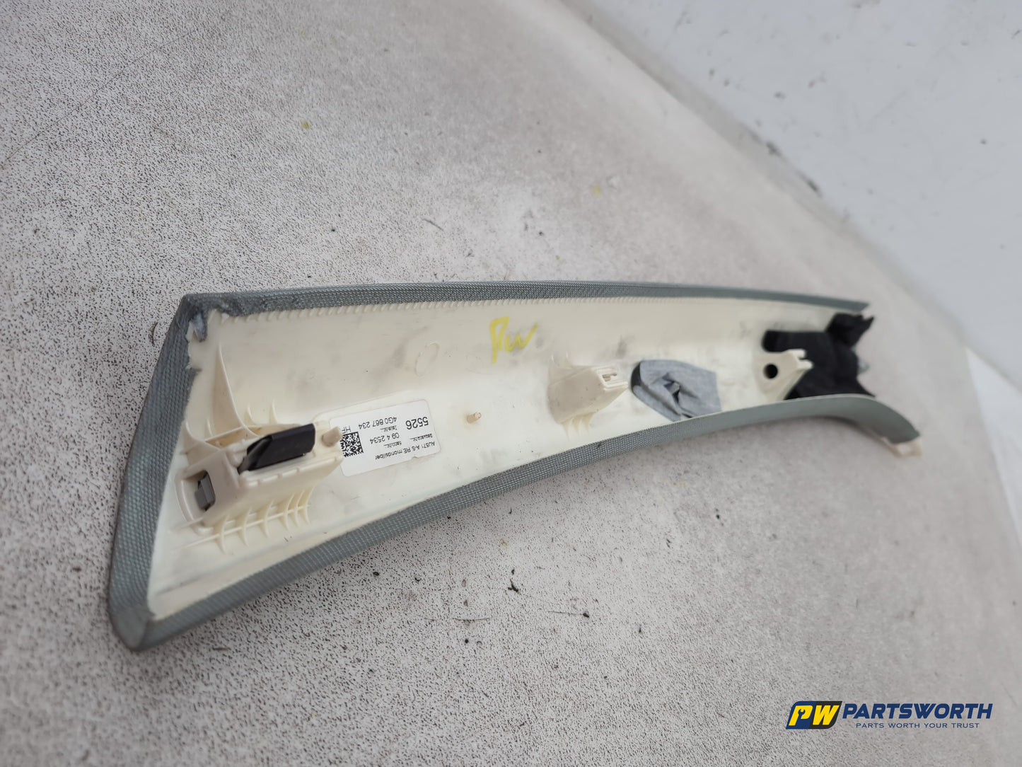 RH A Pillar Trim  5