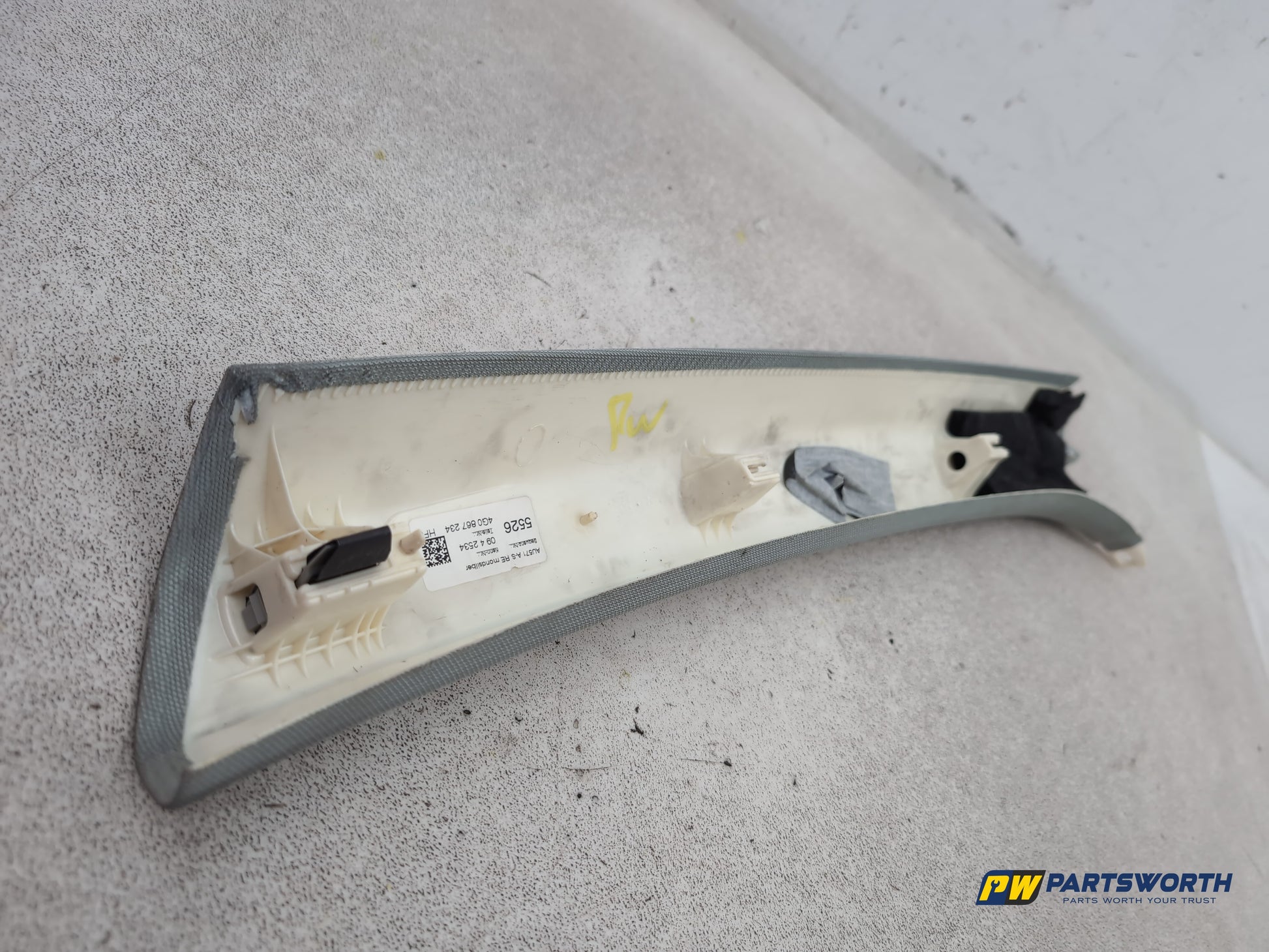 RH A Pillar Trim  5