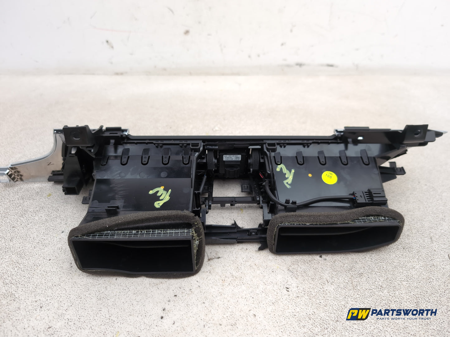 Dashboard Trim With Air Vent  5