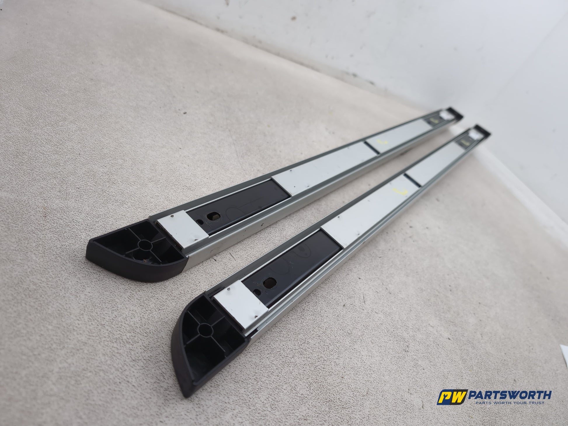Audi A6 Se Tdi Quattro Auto Side Guides Boot With Hooks 4g9863556a - photo 5