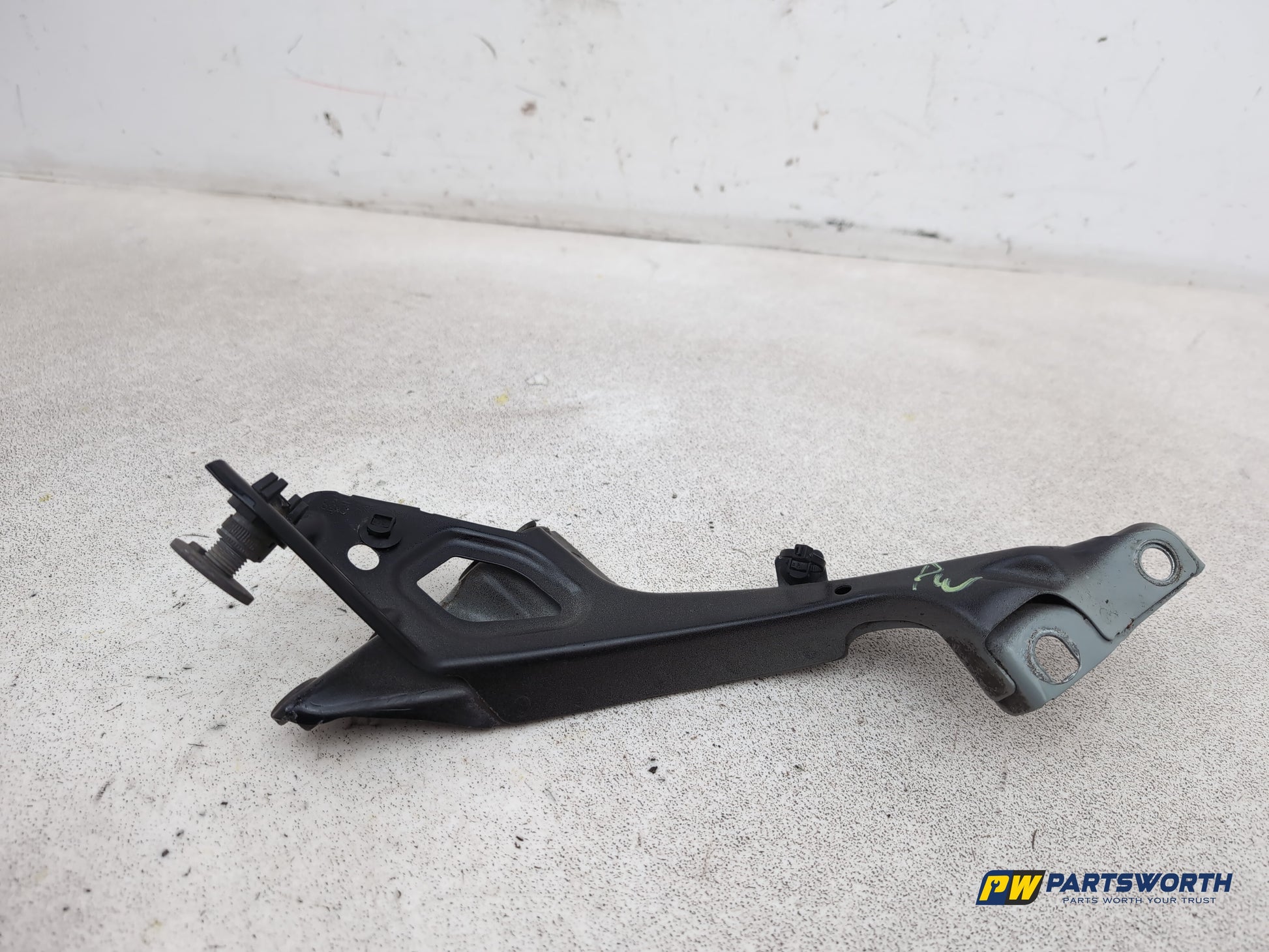 Audi A6 Se Tdi Quattro Auto Front Wing Bracket Mount Holder Passenger Side - photo 5