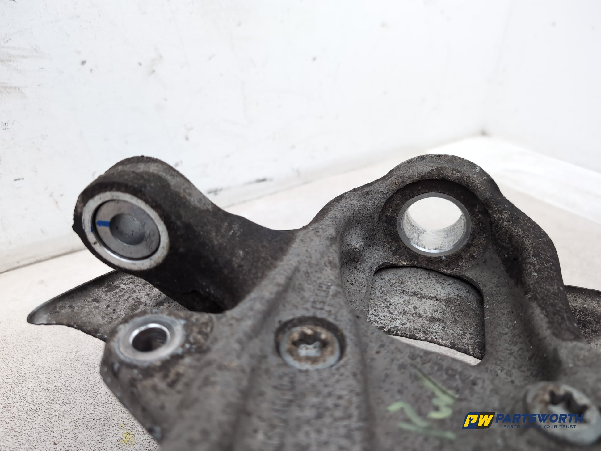 Jaguar Xf Portfolio D Wheel Hub Front Rh Driver Side 2015-2019 - photo 5