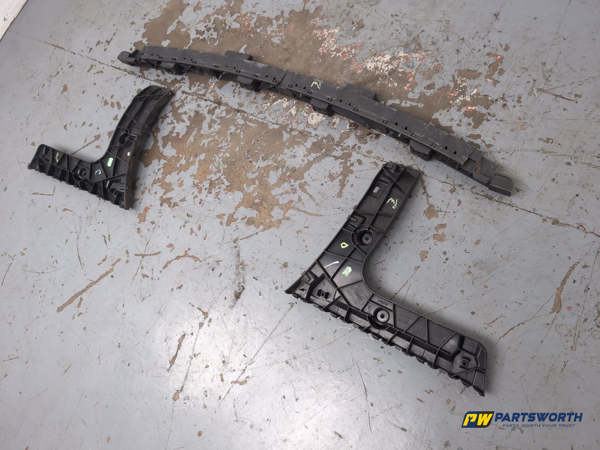 Bumper Rear Bracket LH 5