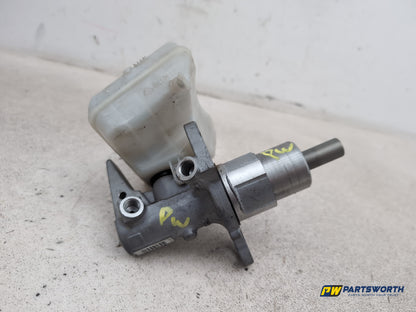 Brake Master Cylinder Assembly 5