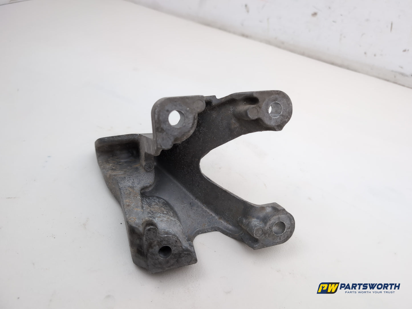 Engine Mounting Bracket 5