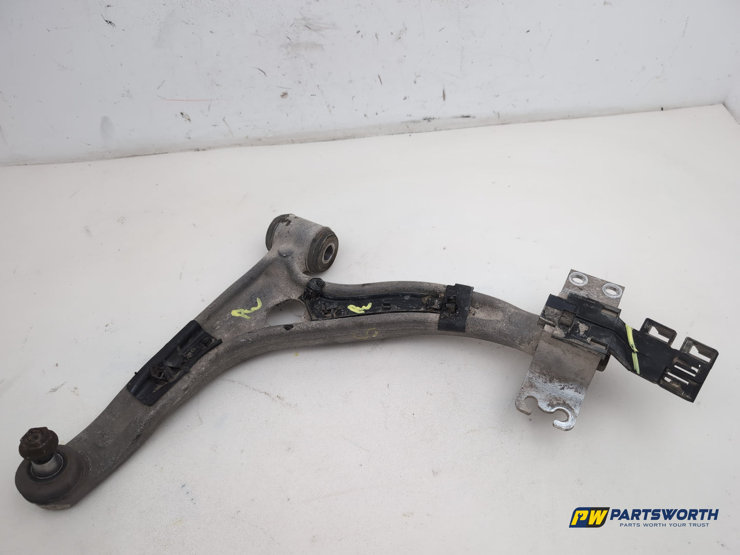 Mercedes-Benz B180 Blueefficiency Sport Suspention Arm Front Lower Wishbone Lh - photo 5