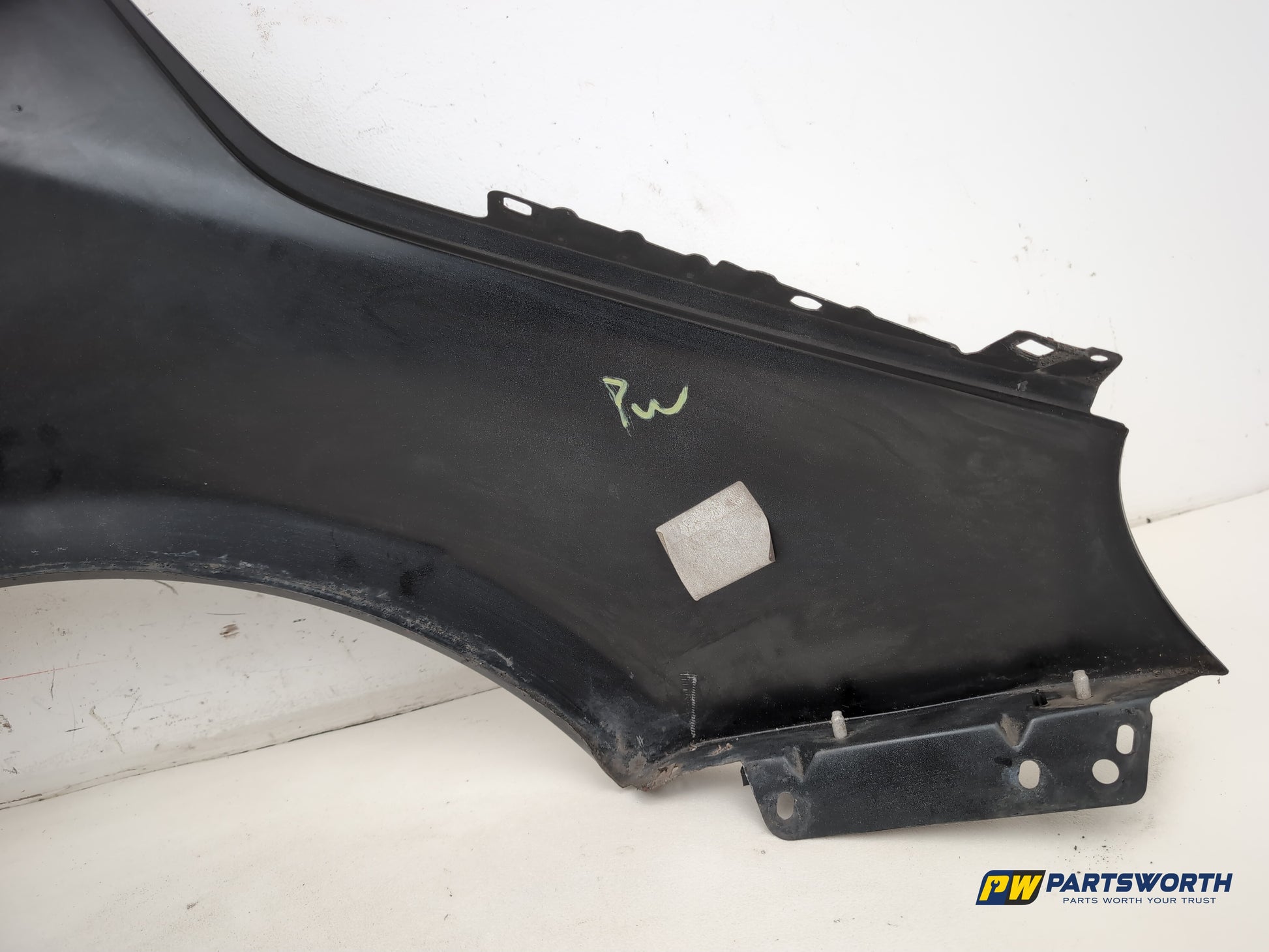 Wing Front LH 10