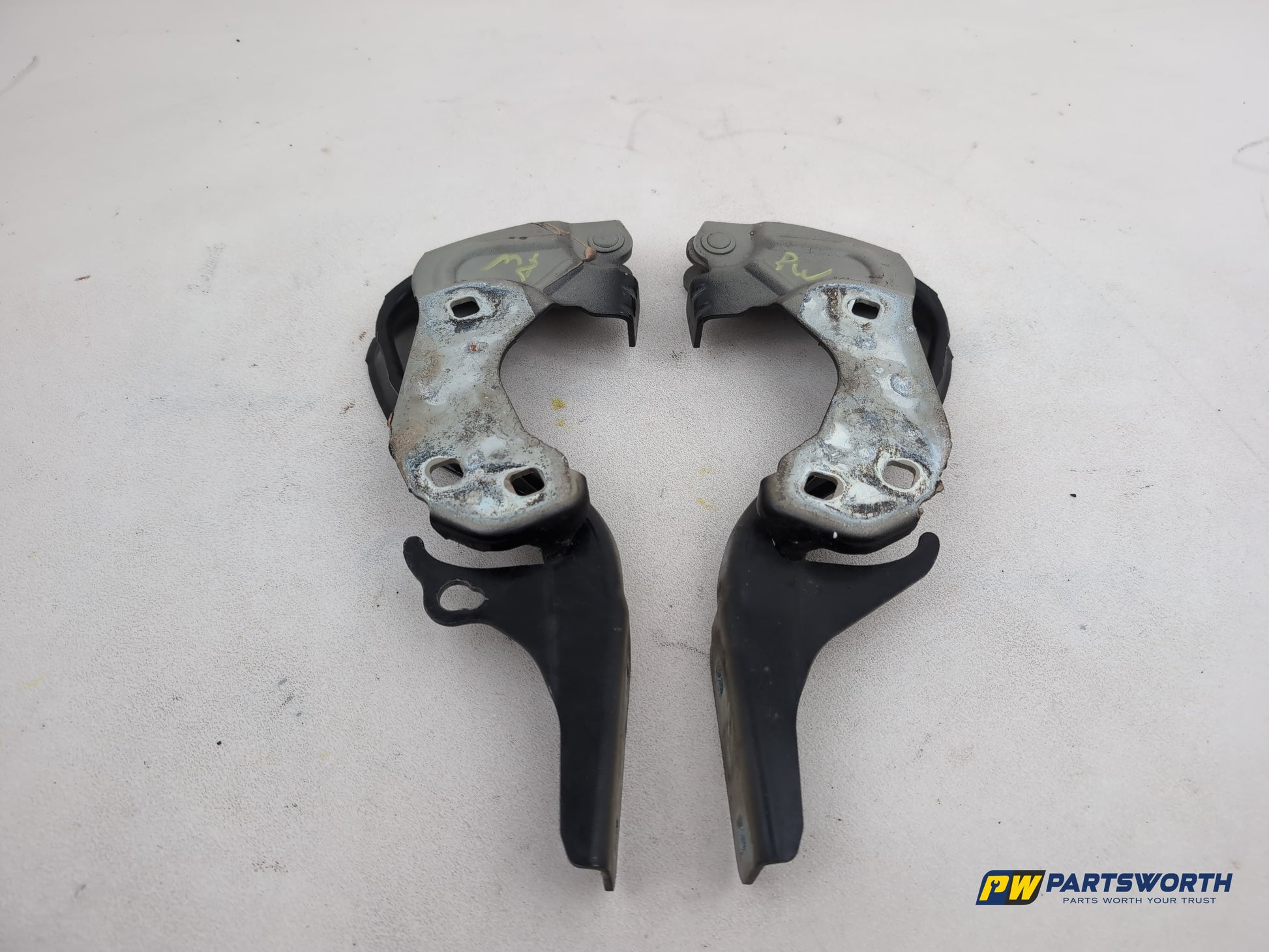 Fiat 500 Pop Bonnet Hinges Pair 2007-2009 - photo 4