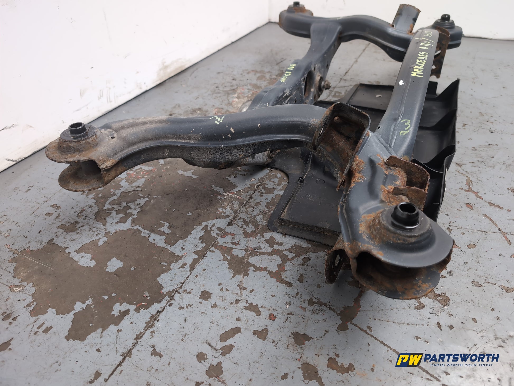 Mercedes-Benz B180 Blueefficiency Sport Cdi Rear Subframe Assembly 2011-2014 - photo 5